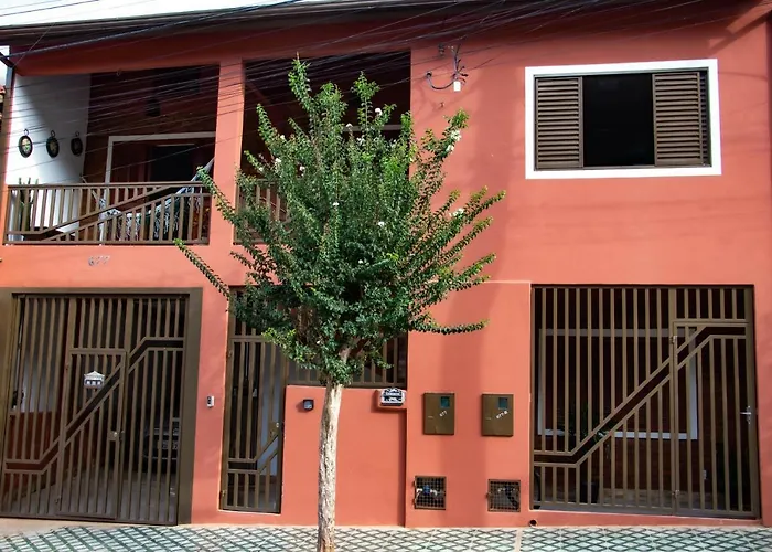 Uma Casa Inteirinha Pra Voce!