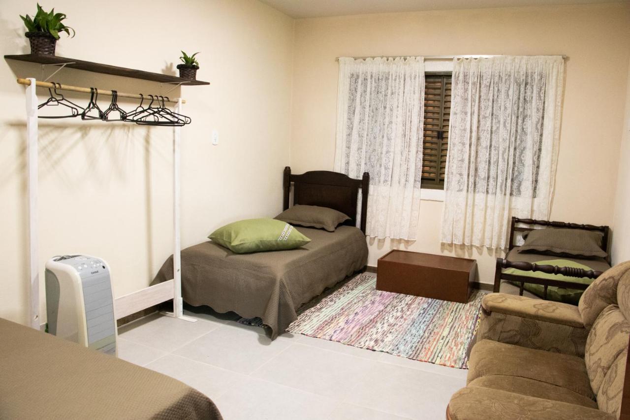 Uma Casa Inteirinha Pra Voce!